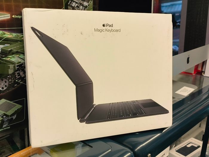 Official Apple Magic Keyboard for iPad Air 13-inch M2 M3 M4 A3340 Black (New Open Box)
