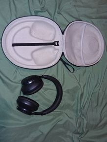 Anker Soundcore Space One with carry case
