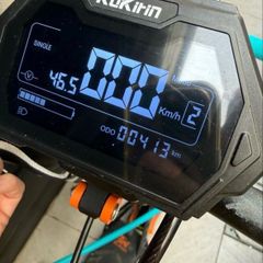 G2 pro with charger in perfect condition.