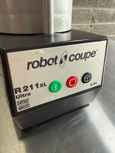 Robot Coupe R211 XL Ultra Commercial Food Processor | Veg Prep Attachment