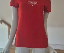 Tommy jeans essential logo slim fit t-shirt(sizeS)