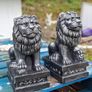 Garden lion statues Image 3