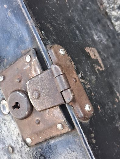 Vintage Black Metal Carry Case(Probably WW11)