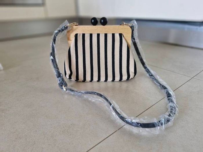 Zara Canvas Striped Wooden Clutch Bag in cream/black