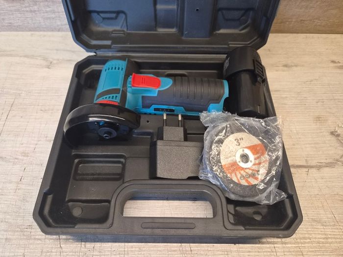 Mini Angle Grinder 12V Cordless with 2 x 2000mAh Batteries, 7 Cutting Discs & 19500RPM  Blue