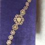 Vintage bracelet in gold tone. Image 7