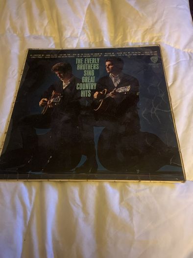 The Everly Brothers sing Great country songs.