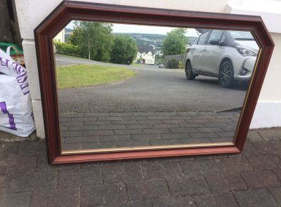 Mantle mirror