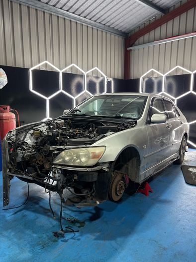 2005 Lexus Is