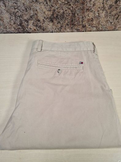 mens TOMMY HILFIGER chinos trousers jeans beige brown Size W38 L 32