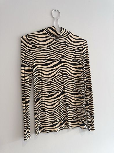 Pre Owned F&F Long Sleeve Tee