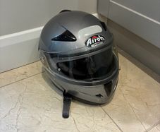 Airoh modular flip up helmet size XL