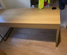 desk