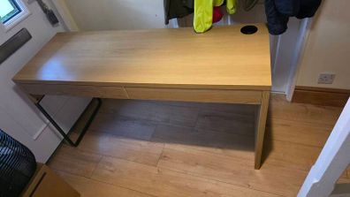 desk