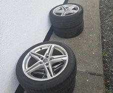 Genuine 18" Audi Speedline Twin-Spoke Alloys & Tyres (Great Tread)