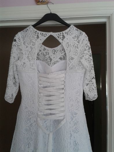 Brand new lovely wedding dress.