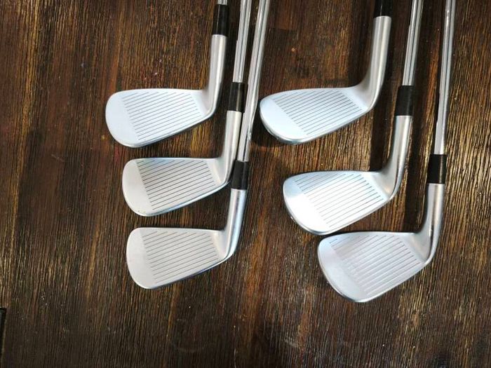 taylormade P790 irons (6-AW) 2021 model