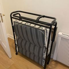 folding bed