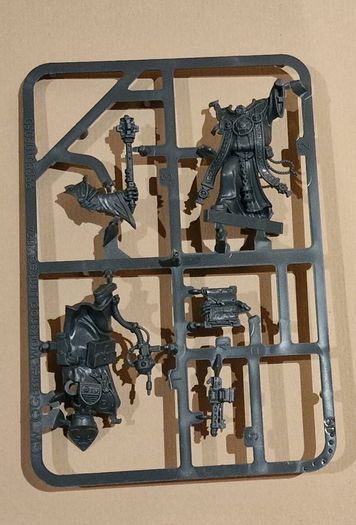 Warhammer 40k - Adepta Sororitas Ministorum Priest