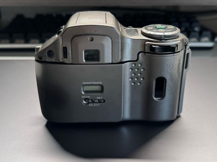 Olympus is-300