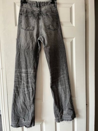 zara straight grey jeans, perfect condition 34 size