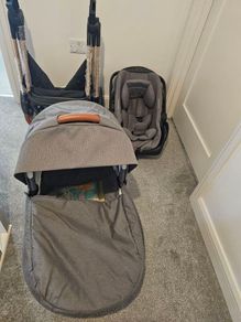 baby. Travel system