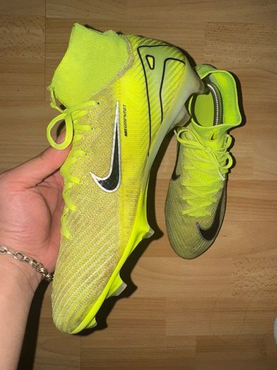Nike Mercurial Superfly 10 Elite FG Mad Voltage Pack FQ1454-700
