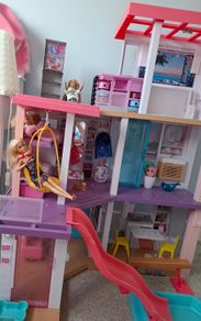 Barbie dream house