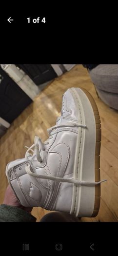 Jordan elevate se