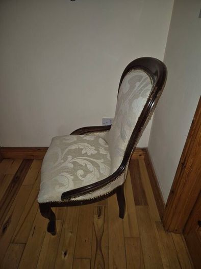 Victorian Style Vintage Balloon Back Upholstered Nursing Chair