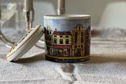 biscuit jar