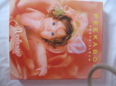 Peekaboo Photo album