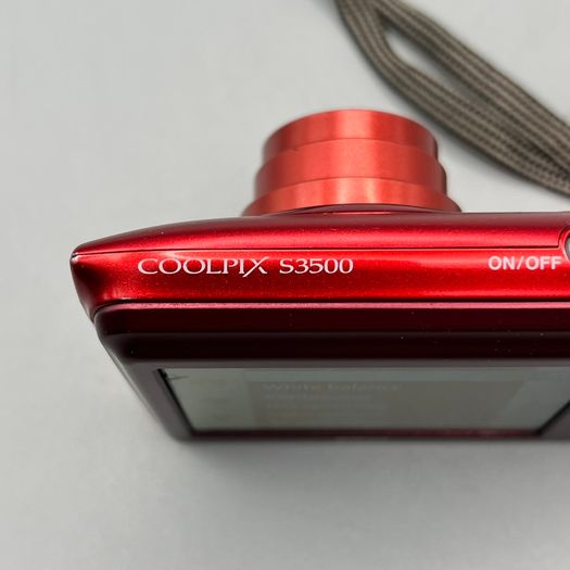Nikon COOLPIX S3500 20.1MP - Digital Camera - Red - Full Kit