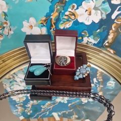 Vintage jewellery