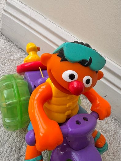 Sesame Street Ernie 2001 Splashin Trike Water Tub Tricycle Duck Part of the rope doesn't pull back completely Used Please see photos