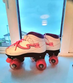 Size 1 Rollerskates