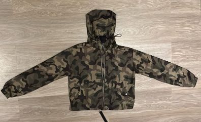 Bershka Camouflage Jacket - Medium - New Zip Needed - Free with any purchase