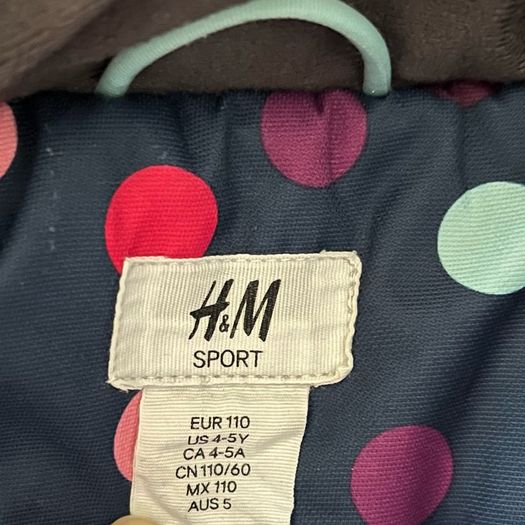 Girls H&M ski jacket, 4-5 years