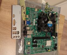 Medion H110H4-EM motherboard with i5 6400 and 8GB DDR4 RAM