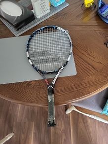 Tennis racket