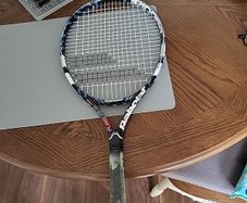 Tennis racket