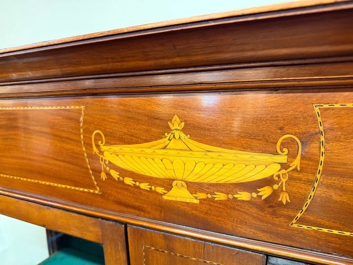 Elegant Sheraton Style 19th Century Display Cabinet