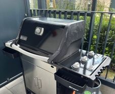weber spirit e320 3 burner gas barbecue