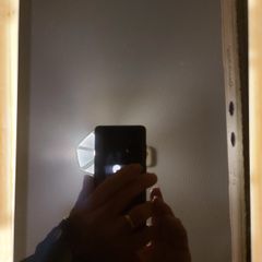 Apple Ipad Air, Excellent cosmetic condition, not powering on, for parts or repair