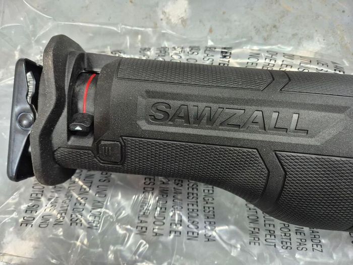 Milwaukee M18 Fuel Sawzall Reciprocating Saw Body