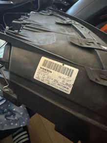 Volvo S80 / V70 headlights