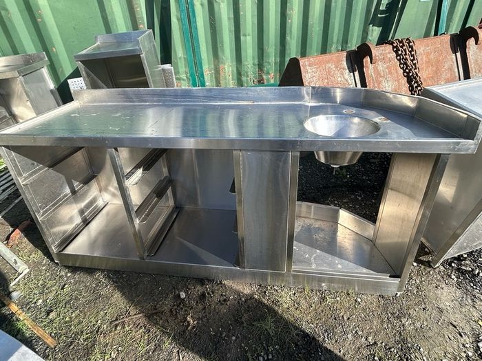 Stainless steal kitchen unit with sinks