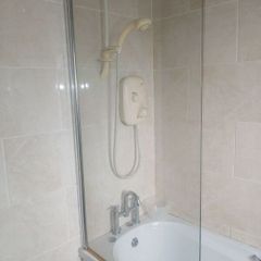 bath screen