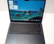 Macbook Air A3113 (2024) | Apple M3 Chip | 16gb Ram | 256gb Ssd | 13.6" | Blue