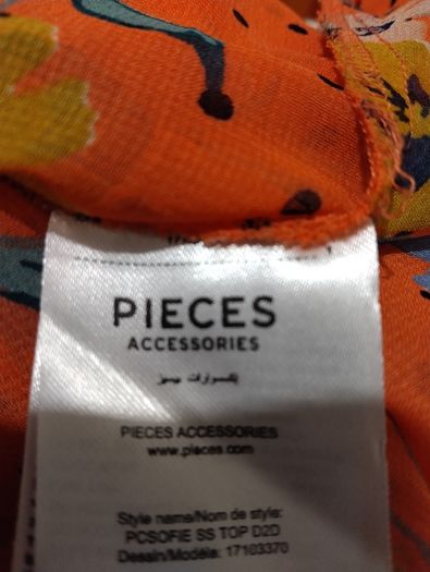 Beautiful Pieces Top